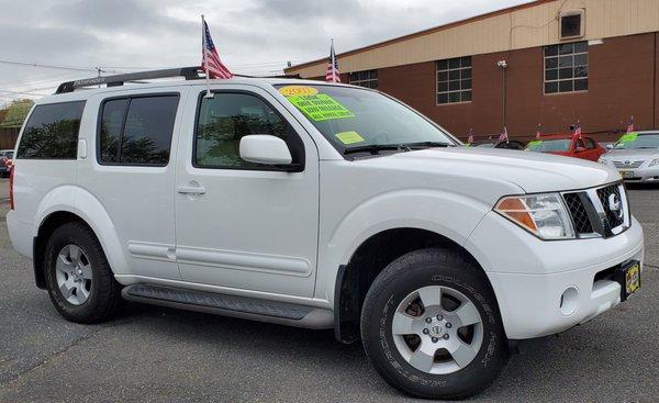 waoo 
 2007 Nissan pathfinder