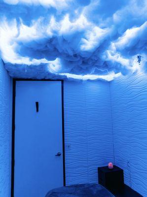 Cloud Massage Room