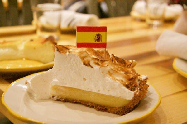 Calamansi Meringue Pie