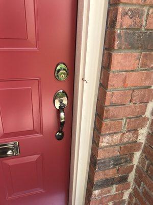 Never hooked my doorbell back up. Waiting two months for a replacement storm door since the original was damaged. Very disappointing work.