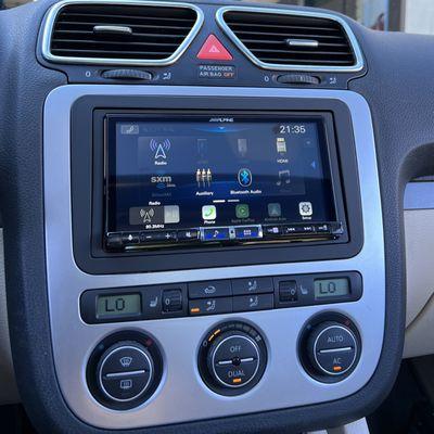 Alpine iLX-507 with Wireless Android Auto & Apple Carplay