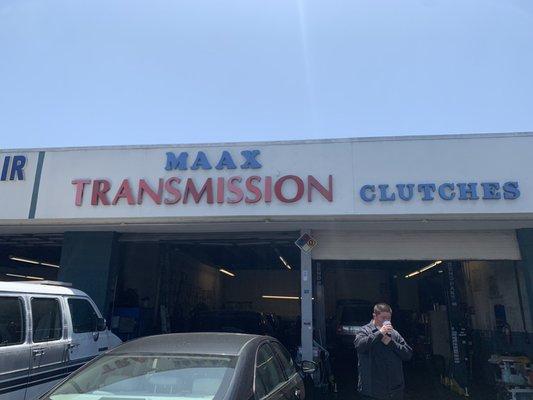 Max Transmission Front Shop