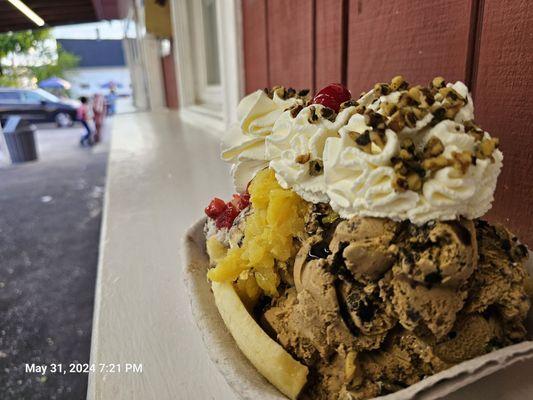 Cookies and cream, cake batter and coffee Oreo banana split.  Hot fudge, pineapples, strawberry, whipped cream, nuts.