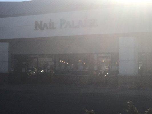 The Nail Palaise