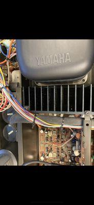 Yamaha M70 amp