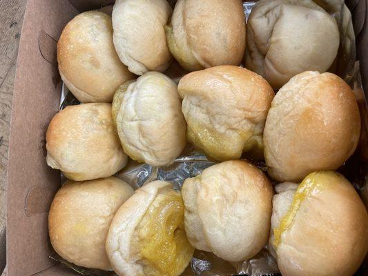 Butter dinner rolls