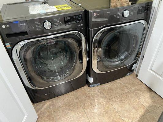 Washer dryer no pedestals delivered