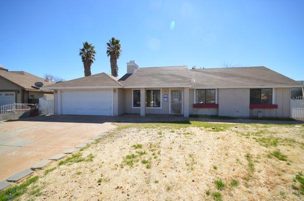 37819 Silk Tree Ln, Palmdale, CA  - Just Sold for $335,000