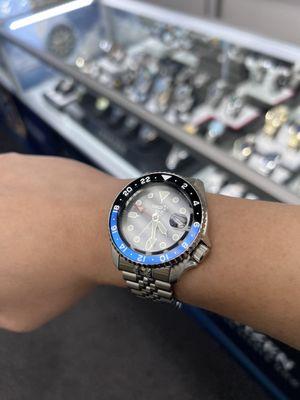 My brand new Seiko 5 SSK003 GMT I purchased from Time Zone.