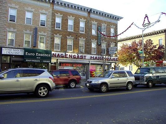 The old store, closed since 2008.