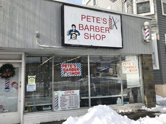 Pete's Barber Shop