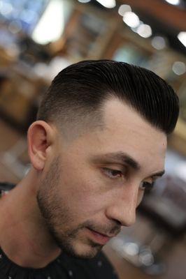 Medium fade/ Pompadour