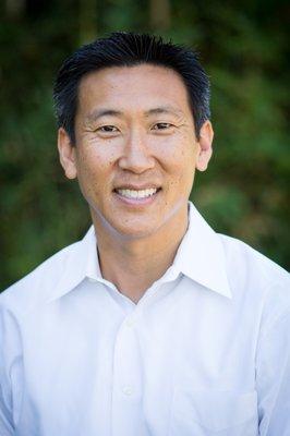 Dr. David J. Li