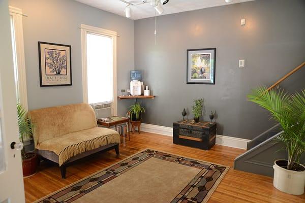 Reception of Renewing-Massage @728 South Avenue in the South Wedge