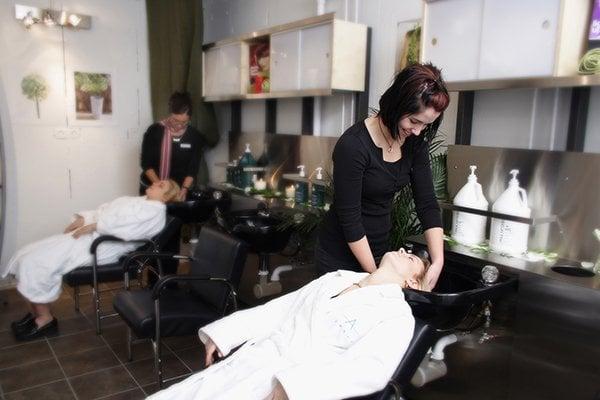 Experience the relaxing atmosphere and scalp massage in the Wash House.