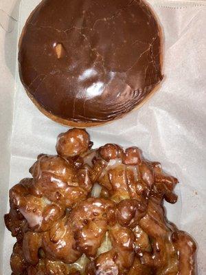 Vegan chocolate custard + vegan Apple fritter