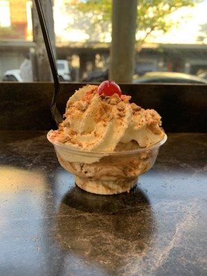 Small, one scoop sundae $6