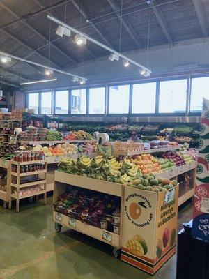 produce is pretty good, except some greens are drenched with spray as many markets do. $3.99 for large sack of clementines/halos.