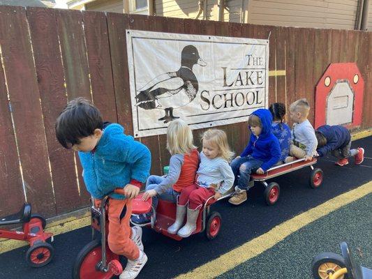 Morning fun at the best preschool in Cleveland Heights neighborhood of Oakland