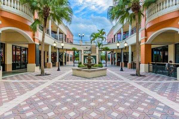 Courtyard add extra ambiance.