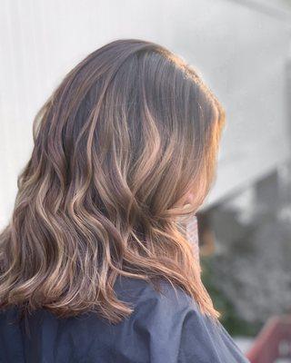 Stylist: Jaclyn Harwood  #balayage #haircut #haircolor #redken