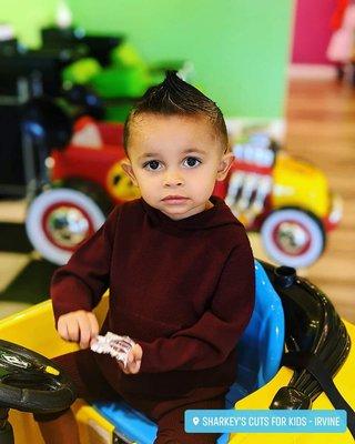 Jayden Foley looks SO handsome after his haircut! 

12/2019