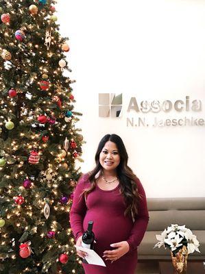 Isn't Katrina of Associa N.N. Jaeschke looking absolutely radiant?! We appreciate working with your property managers, Associa!