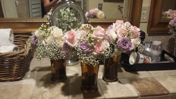 Gorgeous bridesmaid bouquets Erin put together, perfect down to the pearl accessories and satin ribbon.  Everyone who saw them gaped.