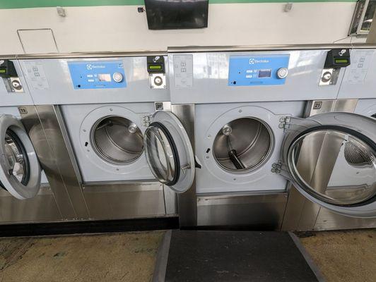 Variety in sizes (cost difference) in washers and dryers.