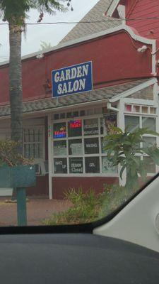 Garden Salon