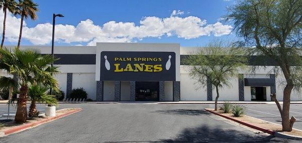 Palm Springs Lanes