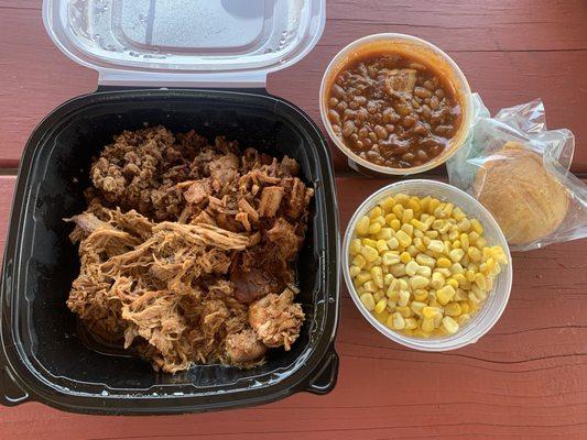 Round up: pulled chicken, pulled pork, chopped beef with bbq beans, blazin corn and corn muffin.