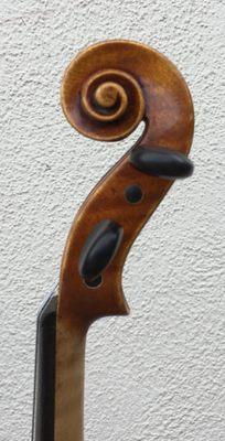 La Viva model violin