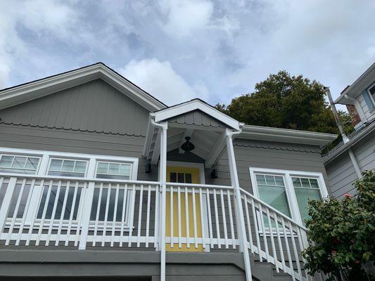 Remodeled porch in Oakland!