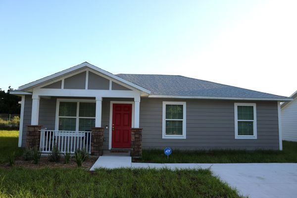 Habitat Orlando & Osceola homeowners choose their home's layout, exterior paint & more. This house style is at the Juniper Bend community.