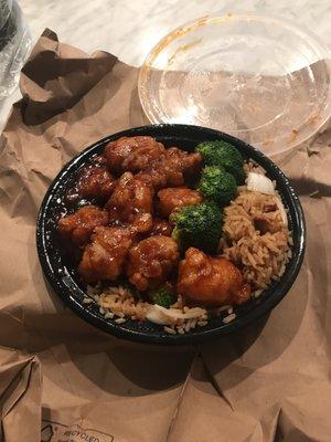 General Tso's Chicken lunch special with pork fried rice