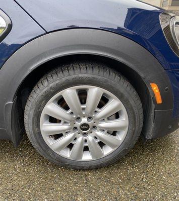 225 50R18 Goodyear All Season eagle sport Run Flat