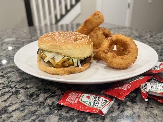 Red's double with onion rings