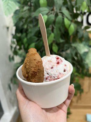 Berry cheesecake ice cream with macadamia nut cookie