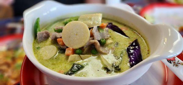 Green Curry with Beef