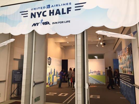 2016 NYC Half Expo Entrance