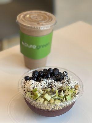 Coconut Chia Acai Bowl (Antioxidants)