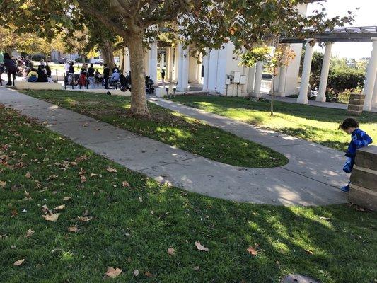 #LakeMerritt #pergola @#drumcircle @oakland @IndivisibleLM