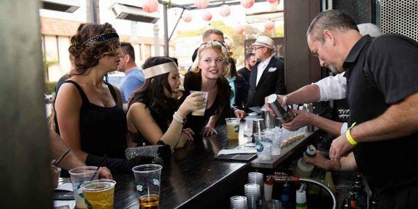 Happy Hour in Ocean Beach