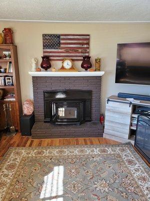 Beautiful Pacific Energy Alderlea T5 Classic wood stove in Majolica Enamel Brown