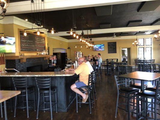 Brewvino's main bar and indoor dining area.