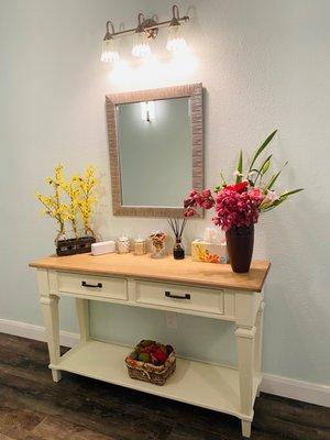 Pretty Hallway with fresh flowers