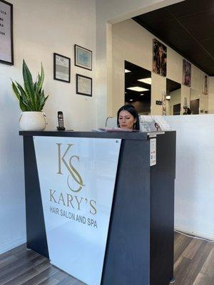 Kary's Hair Salón and Spa