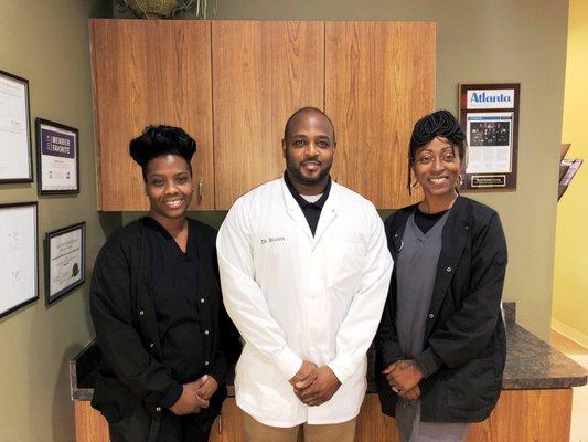 Meet Dr. Bivins and the Dental Assistant Team