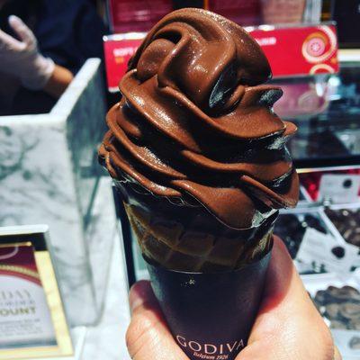 Dark chocolate ice cream